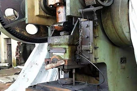 芦淞旧机器-机器机械-废钢整厂回收