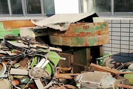 【数控回收】西宁湟中上新庄废弃数控设备 附近货架设备收购站